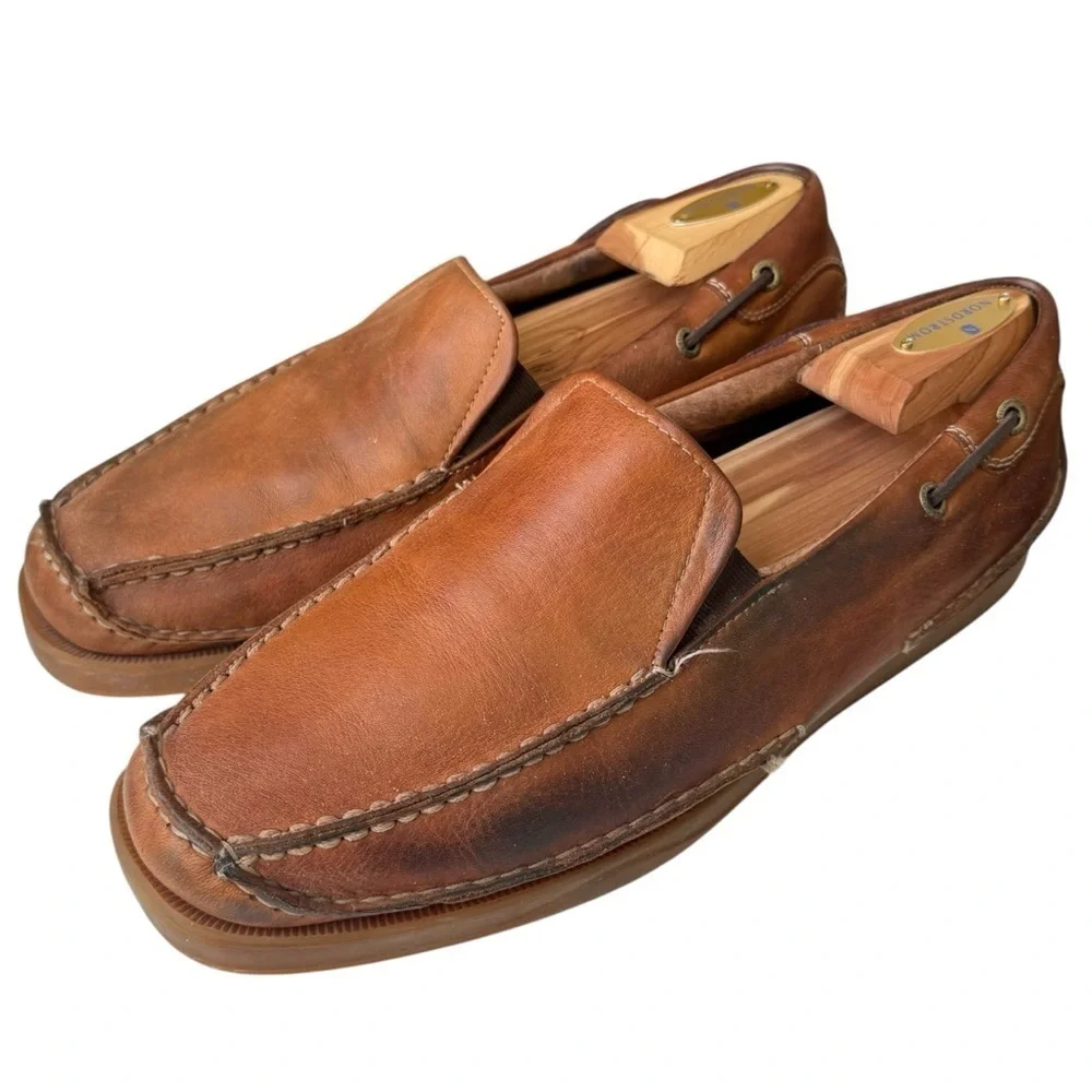 Hush Puppies Men’s Nassau Tan Slip On Leather Loafers Casual Shoes Size 9.5